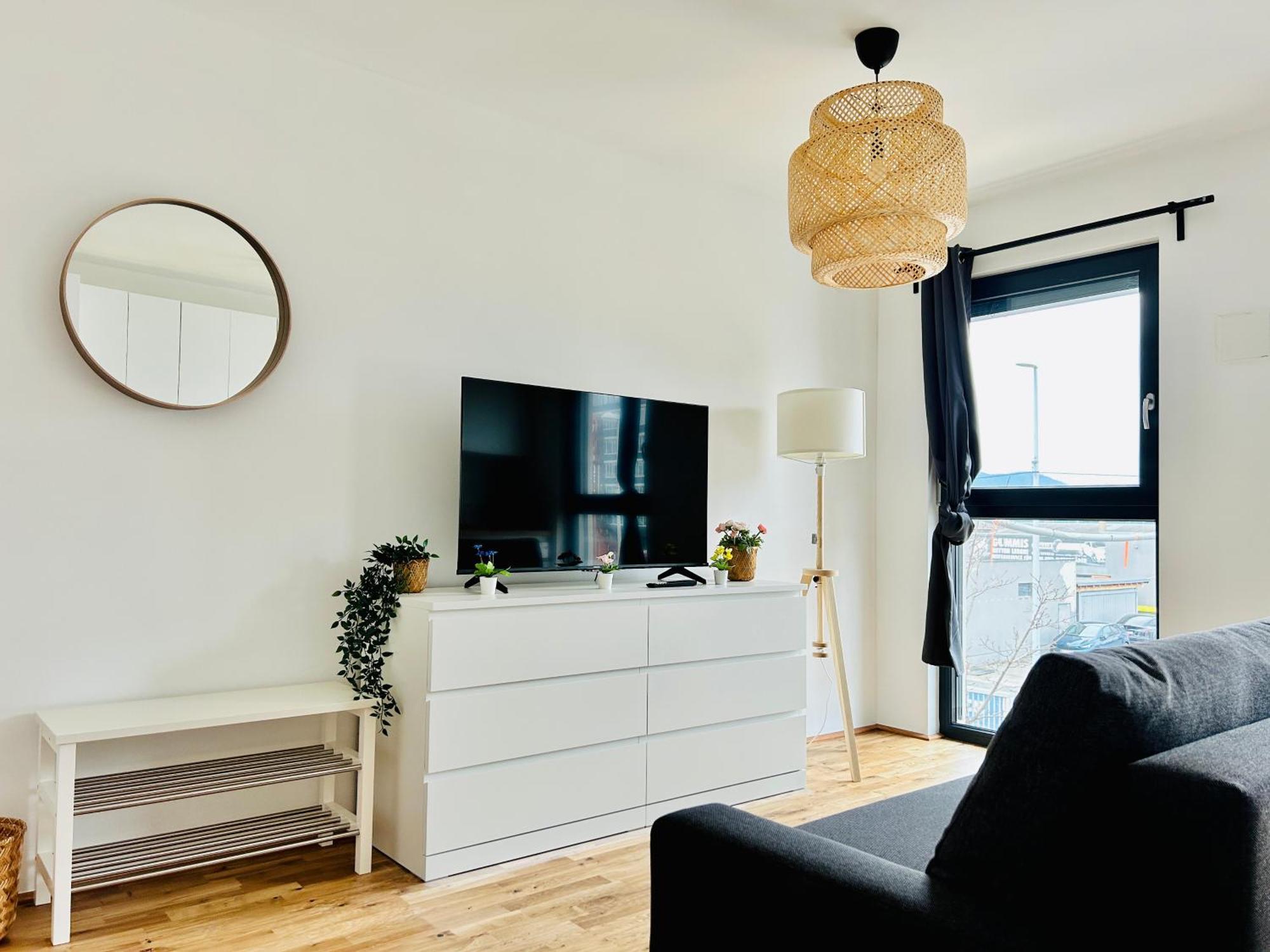 Modern Apartment With Balcony & Free Parking - Nearby Metro 维也纳 外观 照片