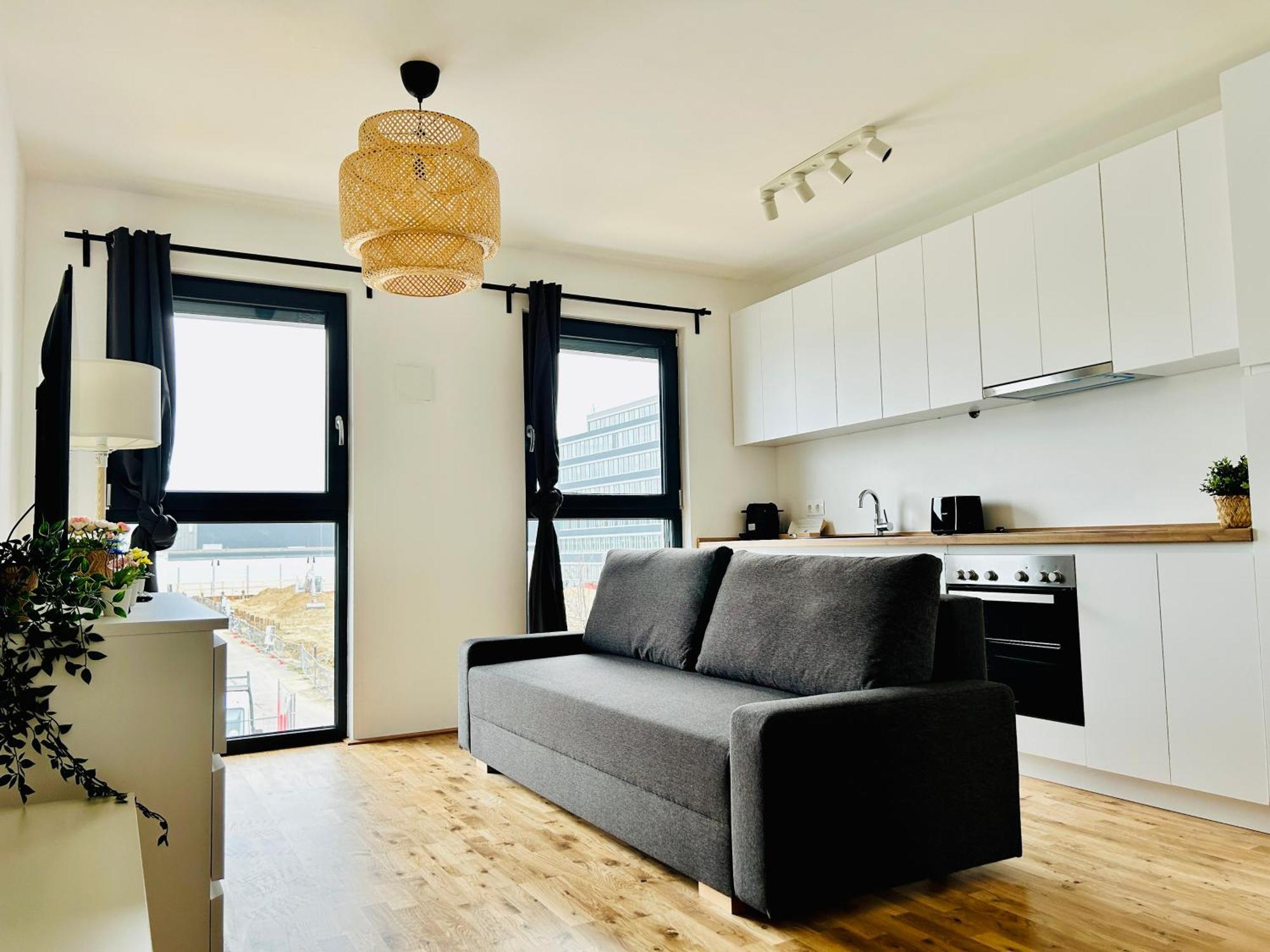 Modern Apartment With Balcony & Free Parking - Nearby Metro 维也纳 外观 照片
